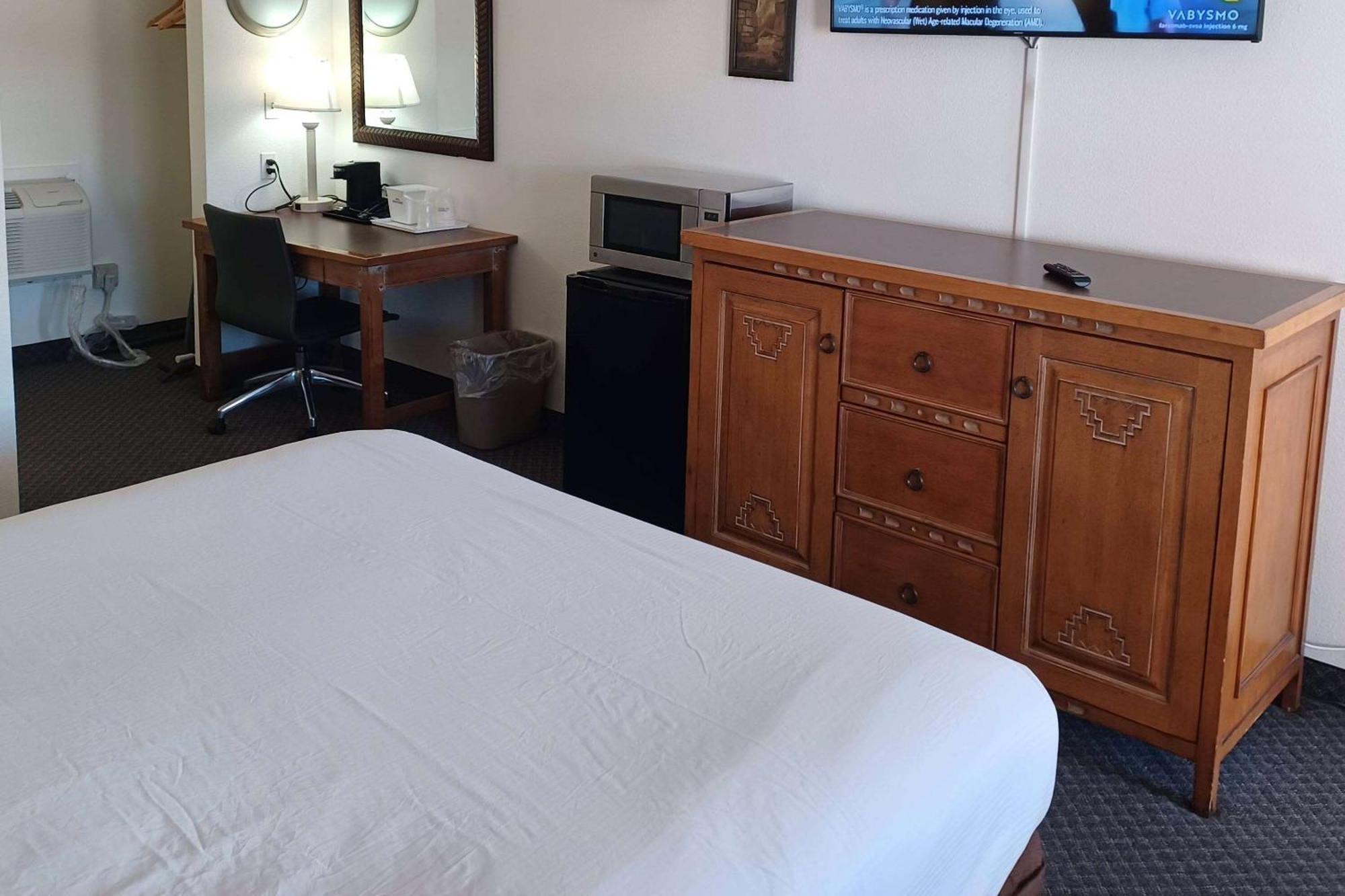 Howard Johnson By Wyndham Springerville Εξωτερικό φωτογραφία