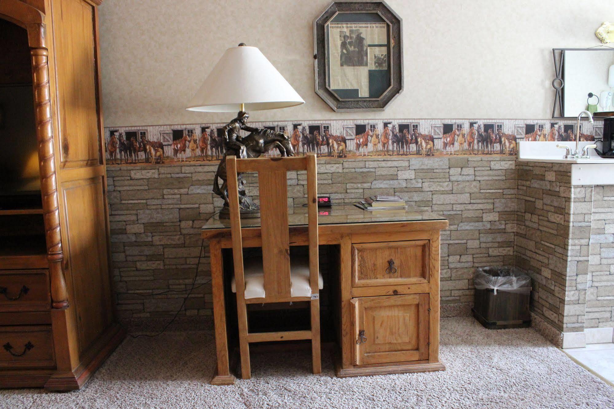 Howard Johnson By Wyndham Springerville Εξωτερικό φωτογραφία
